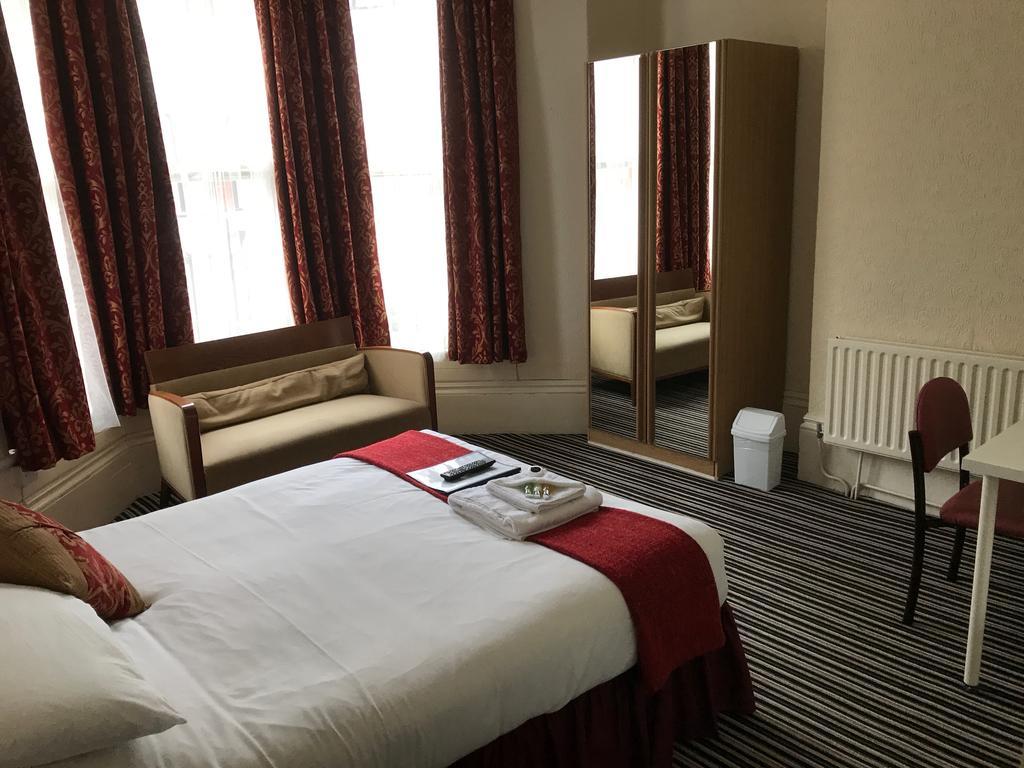 Hotel The Island & Fairfield Douglas Esterno foto